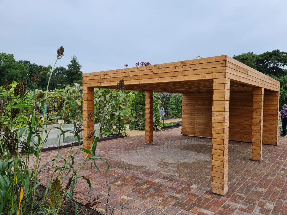 Photo of newly installed Pergola