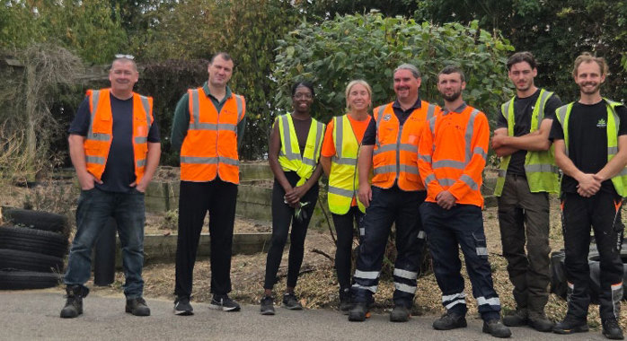 Grounds Maintenance volunteers